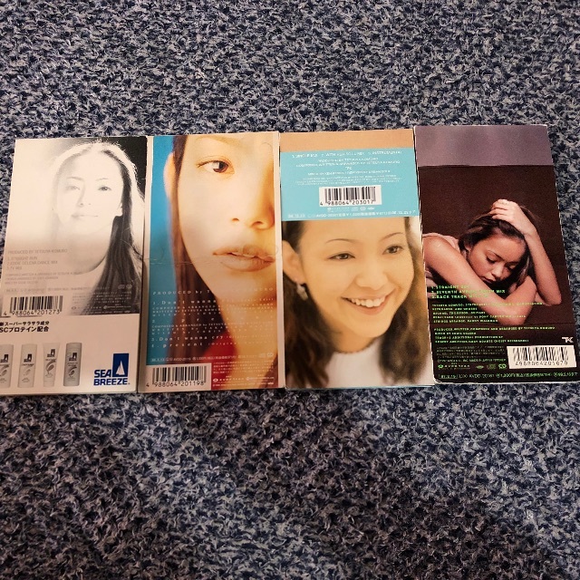 配送員設置 安室奈美恵 ミュージック - 4枚セット MD アート・デザイン・音楽