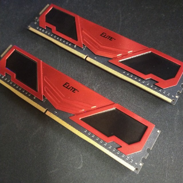 新品未開封　Team Group DDR4-3200 8GBx2 16GB PC