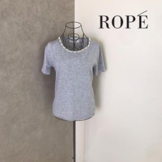 ロペ(ROPE’)のロペ♡パール、ビジュー付き薄手ニット(ニット/セーター)