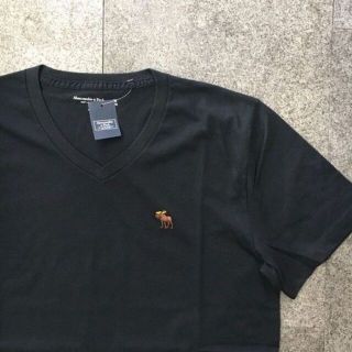 アバクロンビーアンドフィッチ(Abercrombie&Fitch)の新品メンズ★VネックTシャツ★ブラックサイズL(Tシャツ/カットソー(半袖/袖なし))