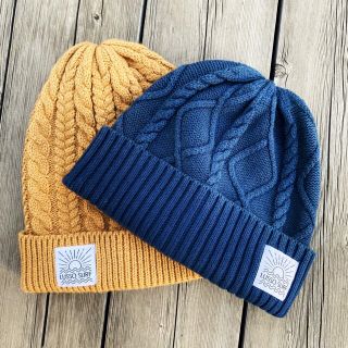 スノーピーク(Snow Peak)のストリート系☆LUSSO SURF ニットキャップ　インディゴ　RVCA(キャップ)