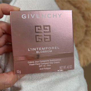 ジバンシィ(GIVENCHY)のGIVENCHY ランタンポレル ブロッサム クリームコンパクト(化粧下地)