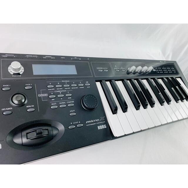 KORG(コルグ)のKORG microX シンセサイザー　MIDIコントローラー 楽器の鍵盤楽器(キーボード/シンセサイザー)の商品写真