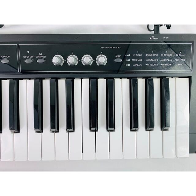 KORG(コルグ)のKORG microX シンセサイザー　MIDIコントローラー 楽器の鍵盤楽器(キーボード/シンセサイザー)の商品写真