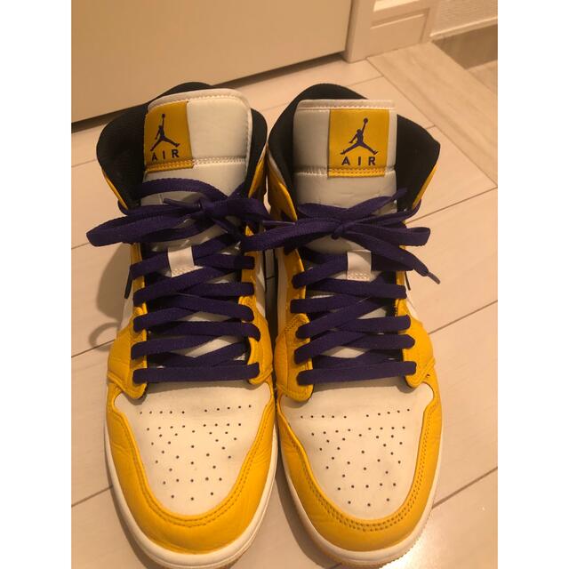 NIKE(ナイキ)のNIKE  AIR JORDAN 1 MID SE LAKERS 1MID  メンズの靴/シューズ(スニーカー)の商品写真