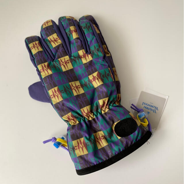 Vivienne Westwood(ヴィヴィアンウエストウッド)のヴィヴィアンウエストウッドMAN 手袋 グラフィカル パープル orbパッチ  メンズのファッション小物(手袋)の商品写真