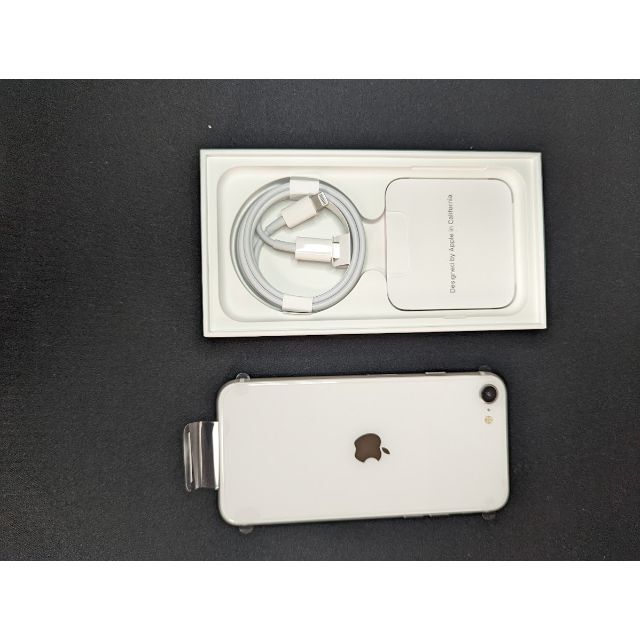 iPhone SE 第二世代　64GB　ホワイト　simフリー