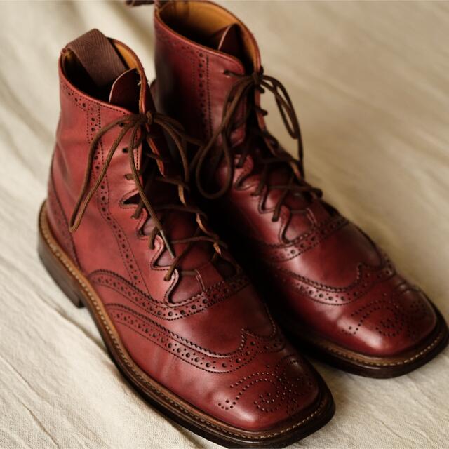 Tricker's レザーシューズ