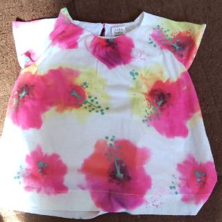 ザラキッズ(ZARA KIDS)の花柄トップス(Tシャツ/カットソー)