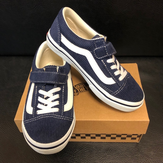 VANS(ヴァンズ)のVANS 子供用スニーカー キッズ/ベビー/マタニティのキッズ靴/シューズ(15cm~)(その他)の商品写真