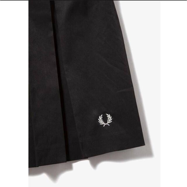 FRED PERRY(フレッドペリー)のフレッドペリー　プリーツスカート レディースのスカート(ひざ丈スカート)の商品写真