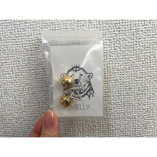 スメリー(SMELLY)のSMELLY リバーシブルサンカクピアス(ピアス)