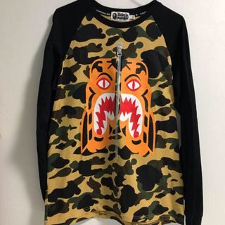 アベイシングエイプ(A BATHING APE)のアベイシングエイプ　タイガーカモ長袖Tシャツ(Tシャツ/カットソー(七分/長袖))