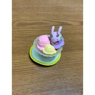 タカラトミーアーツ(T-ARTS)のポケモン　Yummy! スイーツマスコット　ヌメラ(キャラクターグッズ)