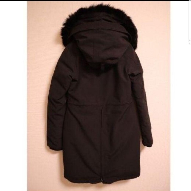 CANADA GOOSE(カナダグース)のカナダグース　IENA別注 ブラックレーベル レディースのジャケット/アウター(ダウンジャケット)の商品写真