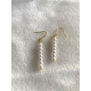 ハンドメイド　ピアス　パール(ピアス)