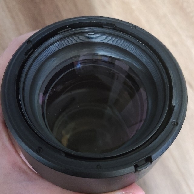 Canon(キヤノン)のEF85mm F1.4L IS USM【中古】 スマホ/家電/カメラのカメラ(その他)の商品写真