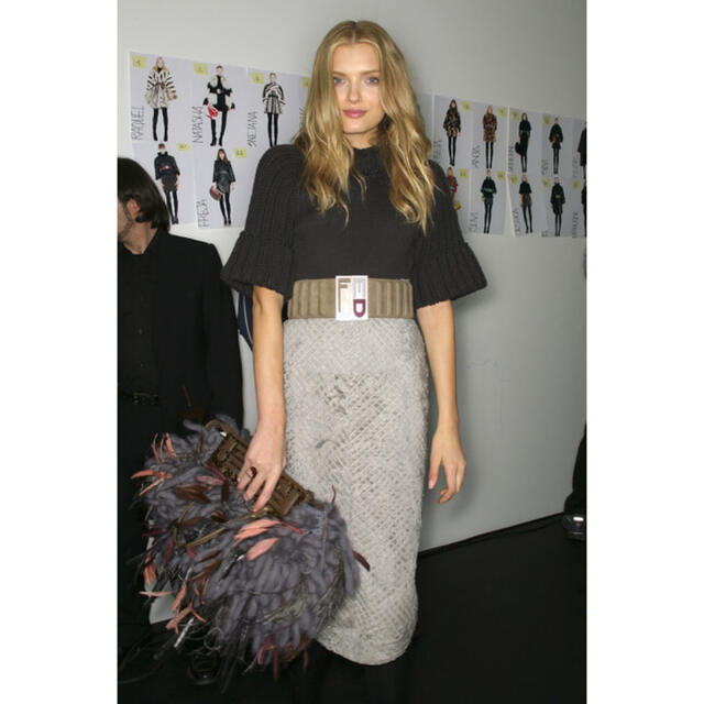 国内未売美品■Fendi/フェンディ ニット・クルーネックセーター ドルマン 国内未売美品■Fendi/フェンディ ニット・クルーネックセーター ドルマン