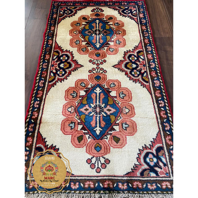 ルードバー産 ペルシャ絨毯 134×77cm