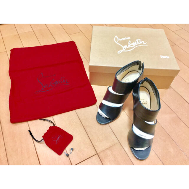 Christian Louboutin(クリスチャンルブタン)の【新品☆品質に自信アリ】ルブタン サンダル ミュール グラディエーター レディースの靴/シューズ(ハイヒール/パンプス)の商品写真