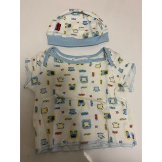 ゲス(GUESS)のGUESS baby キャップ付きTシャツ【XS】～60cm(Ｔシャツ)