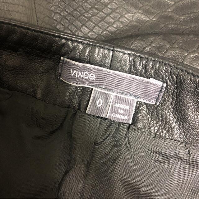 Vince(ビンス)のVINCE ラムレザー タイトスカート パイソン レディースのスカート(ひざ丈スカート)の商品写真