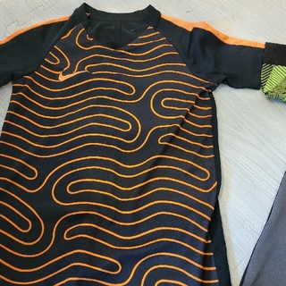 ナイキ(NIKE)のサッカーTシャツプーマ130ナイキxs(ウェア)