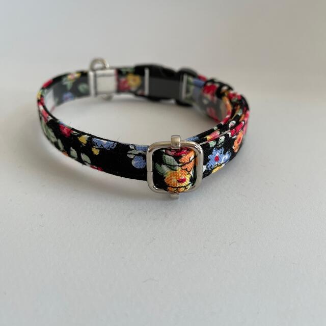 首輪 猫 ハンドメイド 花柄の通販 by なおみき ♯猫の首輪 62 ♯ハンドメイド 花柄(緑)