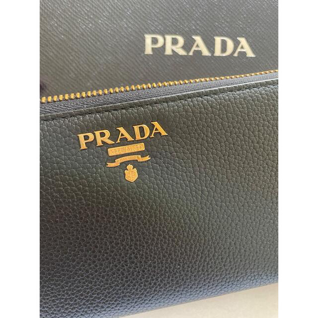 PRADA(プラダ)の※限定大幅お値下げ PRADA ダイノカラー 長財布 新品未使用 レディースのファッション小物(財布)の商品写真