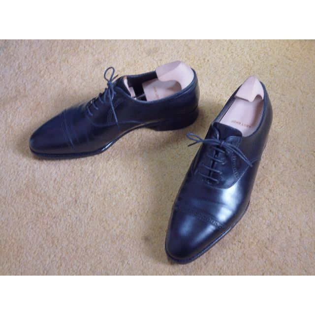 JOHN LOBB(ジョンロブ)の828様専用　ジョンロブ　フィリップⅡ　黒　６E　ラスト7000 メンズの靴/シューズ(ドレス/ビジネス)の商品写真