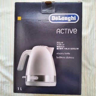 デロンギ(DeLonghi)のデロンギ 電気ケトル（1リットル）(電気ケトル)