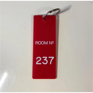 キューブリック シャイニング オーバールックホテル 237号室 キーホルダー(キーホルダー)