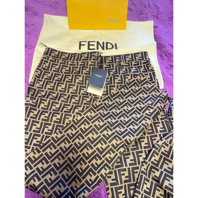 FENDI(フェンディ)のレディースファッション  > ボトムス  > パンツ レディースのパンツ(その他)の商品写真