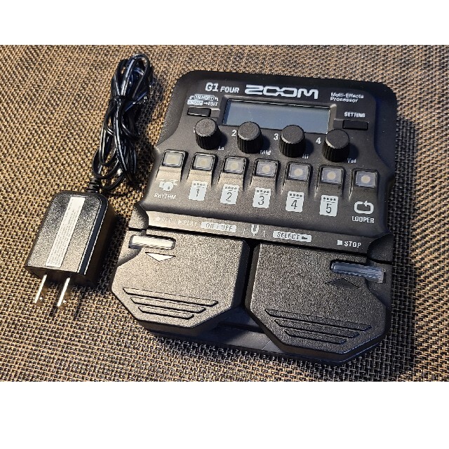 ACアダプター付き ZOOM ズーム マルチエフェクター G1 FOUR