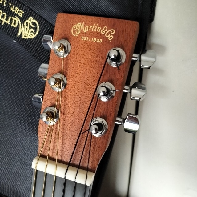 Martin(マーティン)のMartin バックパッカーギター   貴重なナイロン弦 楽器のギター(アコースティックギター)の商品写真