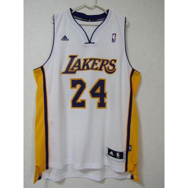 美品 NBA LAKERS コービー・ブライアント レイカーズ ユニフォームの ...