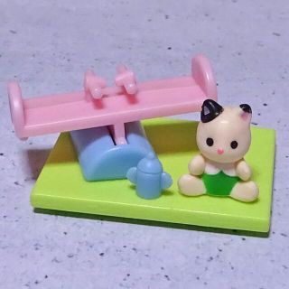 シルバニアファミリー　チャコールネコの赤ちゃん＆シーソー(その他)