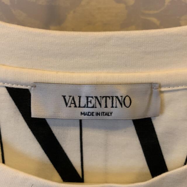 VALENTINO(ヴァレンティノ)の☆ポコンタ様専用 VALENTINO TIMES ヴァレンティノ Tシャツ S☆ メンズのトップス(Tシャツ/カットソー(半袖/袖なし))の商品写真