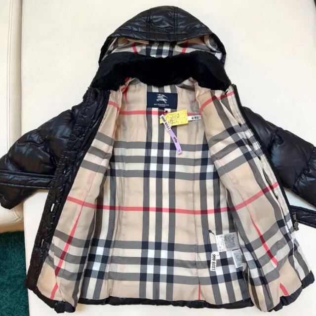 BURBERRY(バーバリー)の☆専用です☆【美品】Burberry ダウンジャケット100 キッズ/ベビー/マタニティのキッズ服女の子用(90cm~)(コート)の商品写真