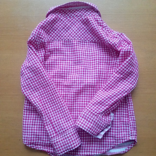 長袖シャツ110 キッズ/ベビー/マタニティのキッズ服男の子用(90cm~)(Tシャツ/カットソー)の商品写真