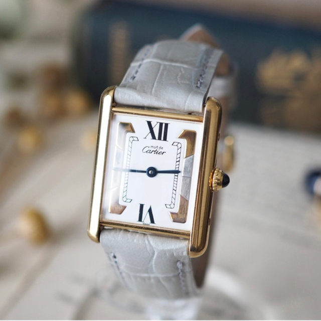 Cartier(カルティエ)の美品✴︎カルティエ マストタンク スリーカラー 純正尾錠✴︎ロレックス オメガ レディースのファッション小物(腕時計)の商品写真