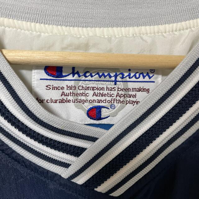 Champion(チャンピオン)のチャンピオン　ナイロンプルオーバー　yale メンズのジャケット/アウター(ナイロンジャケット)の商品写真