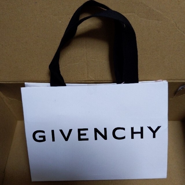 GIVENCHY(ジバンシィ)のジバンシィ ローズパーフェクト リップバーム 517 コスメ/美容のコスメ/美容 その他(その他)の商品写真