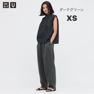 ユニクロ(UNIQLO)の新品未使用 スウェットギャザーパンツ XSダークグリーン(カジュアルパンツ)