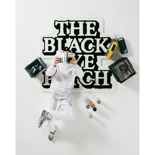 BLACK EYE PATCH OG LABEL RUG EXTRA LARGEの通販 by