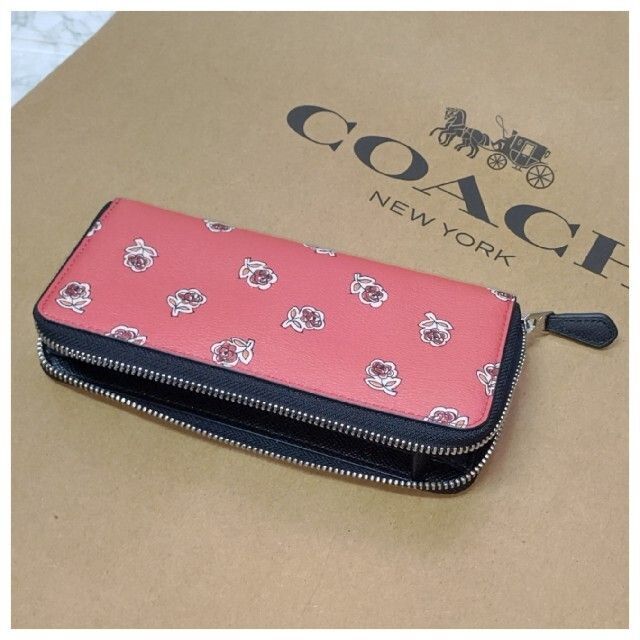 COACH(コーチ)の[匿名配送] 新品 COACH コーチ ラウンドファスナー 長財布 オレンジ系 レディースのファッション小物(財布)の商品写真