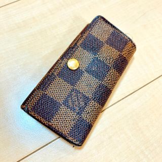 ルイヴィトン(LOUIS VUITTON)の【LOUISVUITTON (ルイヴィトン)】キーケース(キーケース)