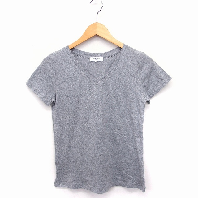 NATURAL BEAUTY BASIC(ナチュラルビューティーベーシック)のNATURAL BEAUTY BASIC Vネック Tシャツ カットソー 半袖 レディースのトップス(Tシャツ(半袖/袖なし))の商品写真