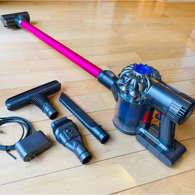 Dyson(ダイソン)のDyson ダイソン DC61 MH スマホ/家電/カメラの生活家電(掃除機)の商品写真