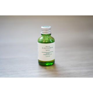 ムジルシリョウヒン(MUJI (無印良品))の無印良品　ブレンドエッセンシャルオイル　おやすみ　30ml(アロマオイル)